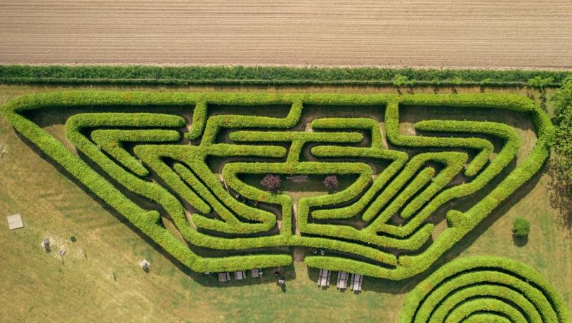 Het Kalvehave Labyrintpark doolhof in Denemarken